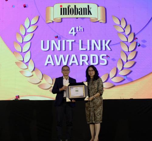  Equity Life Indonesia Raih 4 Penghargaan Pada 4th Infobank Unit Link Awards