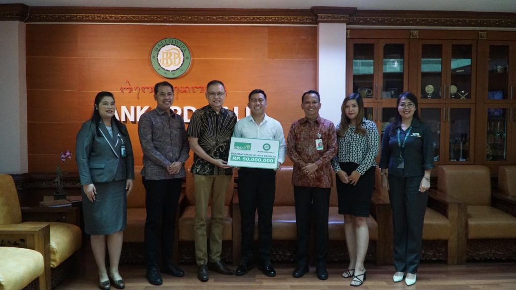 Penuhi Komitmen, Equity Life Indonesia dan Bank BPD Bali Bayarkan Klaim Rp50 Juta