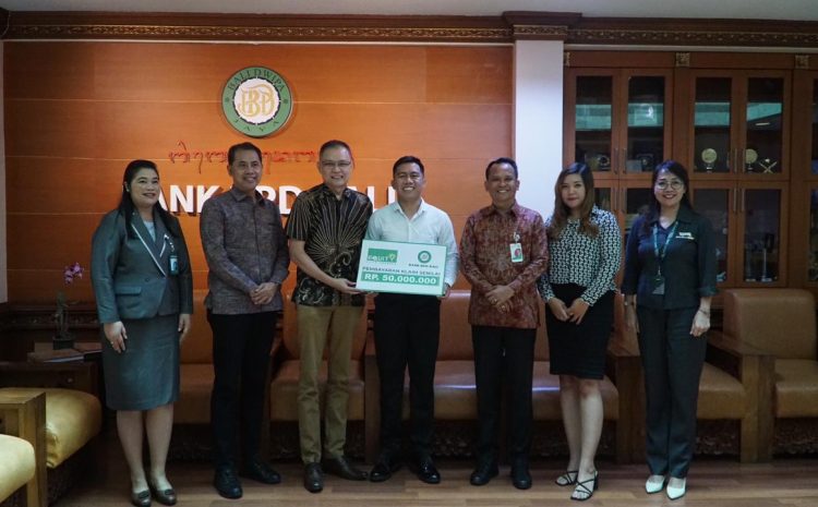  Penuhi Komitmen, Equity Life Indonesia dan Bank BPD Bali Bayarkan Klaim Rp50 Juta